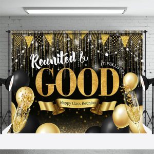 It Feels So Good Gold Appy Class Reunion Backdrop - Aperturee