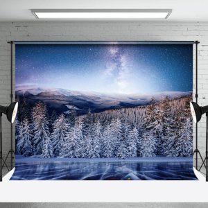 Aperturee Vast Snowfield Forest Mounatin Ice Lake Winter Backdrop