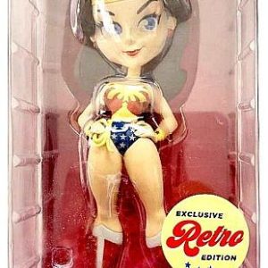 Cryptozoic - Wonder Woman: Lynda Carter 7" Vinyl Figure (2018) *Retro Edition*