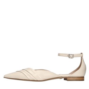 GIORGIO FABIANI Flat shoes Beige