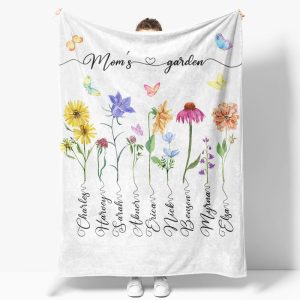 Aperturee Floral Moms Garden With Kids Custom Name Blanket - Aperturee
