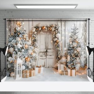 Aperturee White Interior Christmas Tree Wooden Door Backdrop