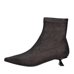 Emanuelle Vee Boots Brown