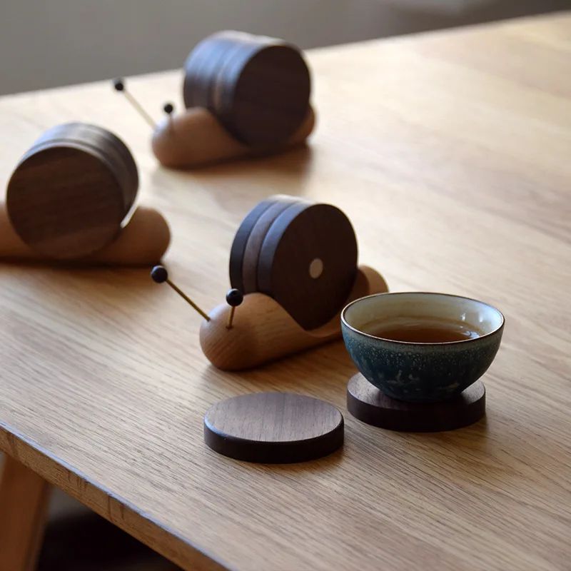 Black Walnut Cartoon Snail Decompression Insulated Tea Coaster