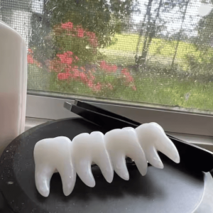 CreepyChic Tooth Fairy Hair Clip