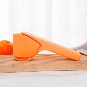 Max Juice Extraction Lemon Lime Squeezer - Easy-to-Use Flat Citrus Press with Built-in Strainer