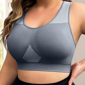 Plus Size Seamless Sports Yoga Bra with Racerback Design