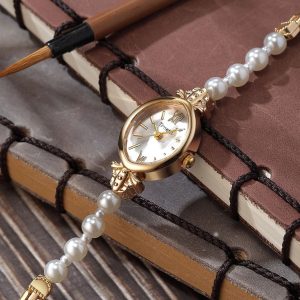 Romantic Retro Watch - Fashionable Minimalist Quartz Timepiece for Timeless Style