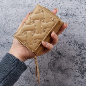 Short Embroidered Love Wallet with Zipper Buckle