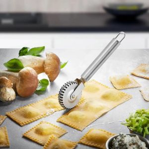 Stainless Steel Ravioli and Pastry Cutter Wheel