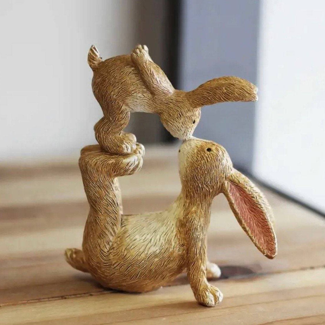 Valentines Day Kissing Rabbit Statue Acrylic Decorative Gift for Home