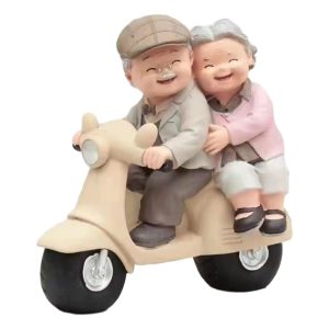 ForeverTogether Old Couple Figurine Decor Romantic Grandparents Statue