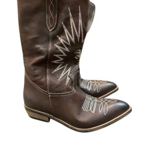 Texano Woman Aniye By embroidered