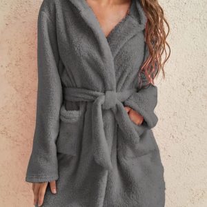 Women's Cozy Hooded Solid Color Fleece Robe