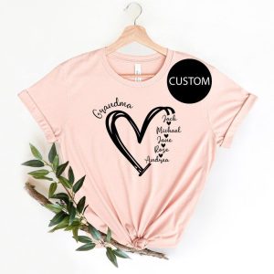 Custom Mama Shirt, Personalized Mom Shirt, Shirt with Kids Names, Gift for Mom Mama, Mom Heart Shirt,