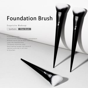 Makeup Brush, Soft Fiber Foundation Brush, Elegant Black Handle, Premium Brand Makeup Brushes Woman