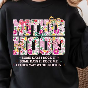 Motherhood Sweatshirt - Mama Sweater Cozy Mom Crewneck, Cute Mama Gift
