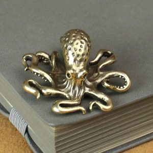 Retro Brass Octopus Figurine Tea Pet Desk Ornament Gift
