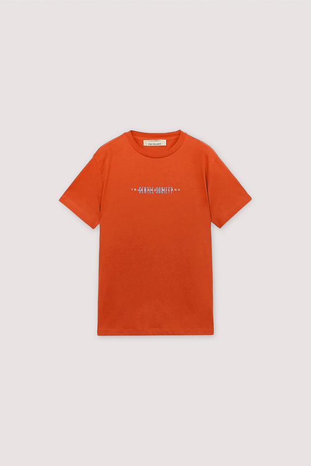 t-shirt man red