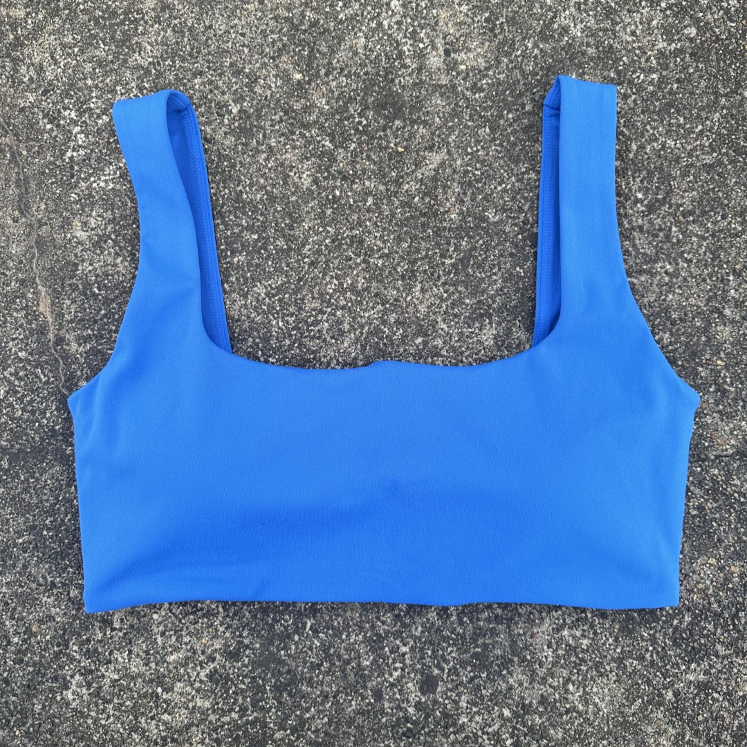 Solid Color Square Neck Sports Bra with Hollow Design & Push-Up Padding