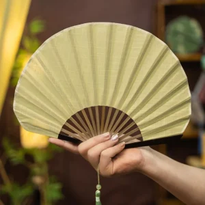 Mini Shell Fan, Creative Retro Folding Hand Heat Protection, Cotton Linen Cloth Handheld Fan for Women