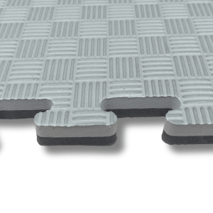 Reversible MMA Interlocking Mats