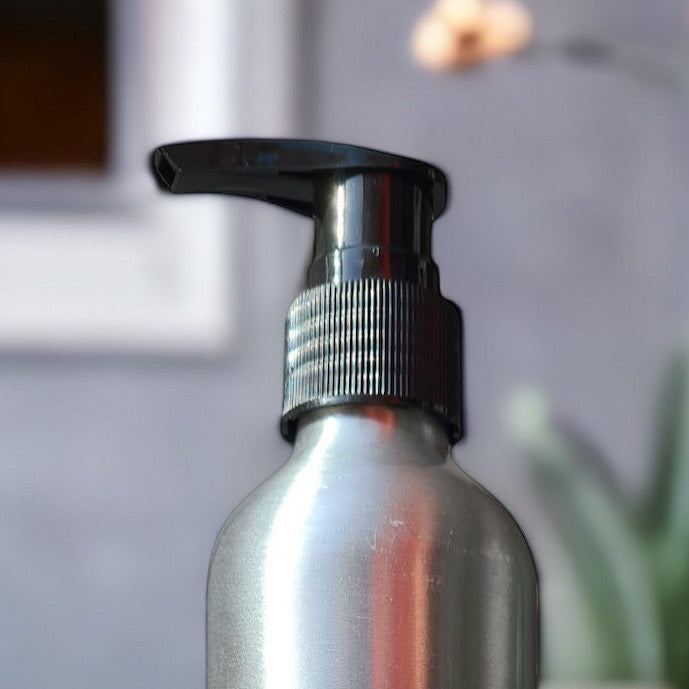 'Stop Bugging Me' - flea & tick repellent shampoo